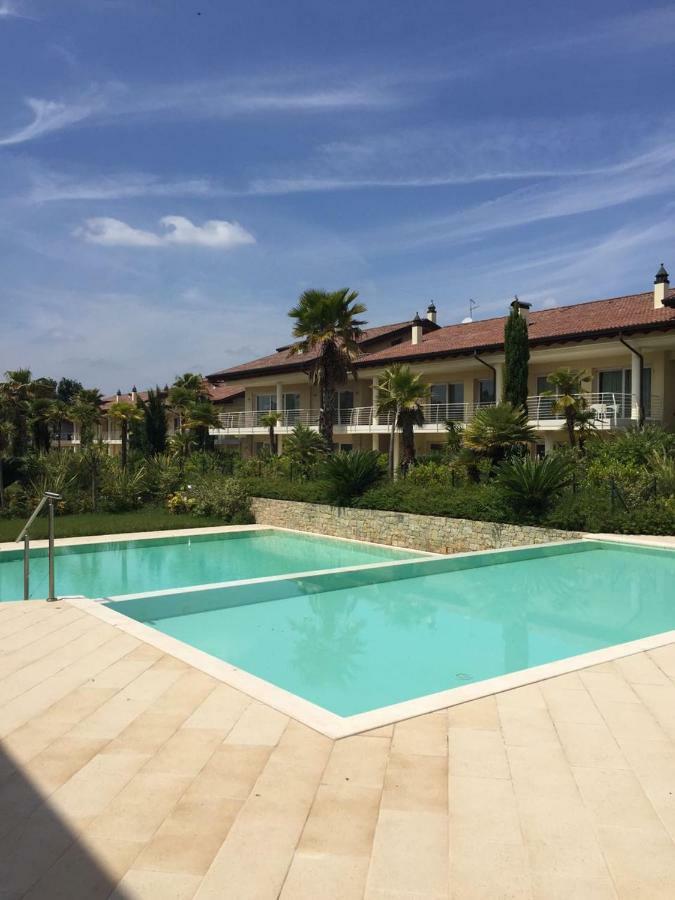 Luxury Apartments Beauty Gardens Sirmione Zewnętrze zdjęcie