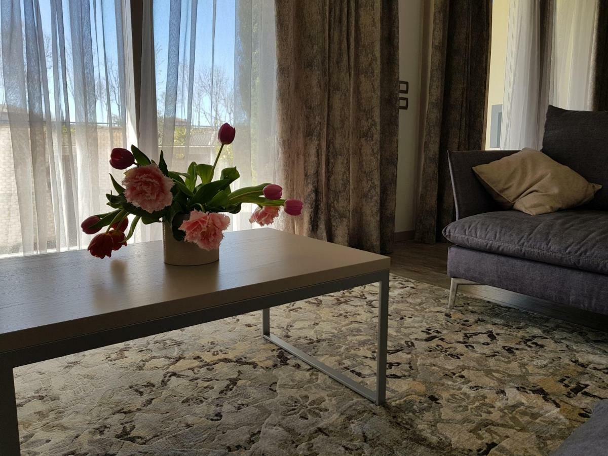 Luxury Apartments Beauty Gardens Sirmione Zewnętrze zdjęcie